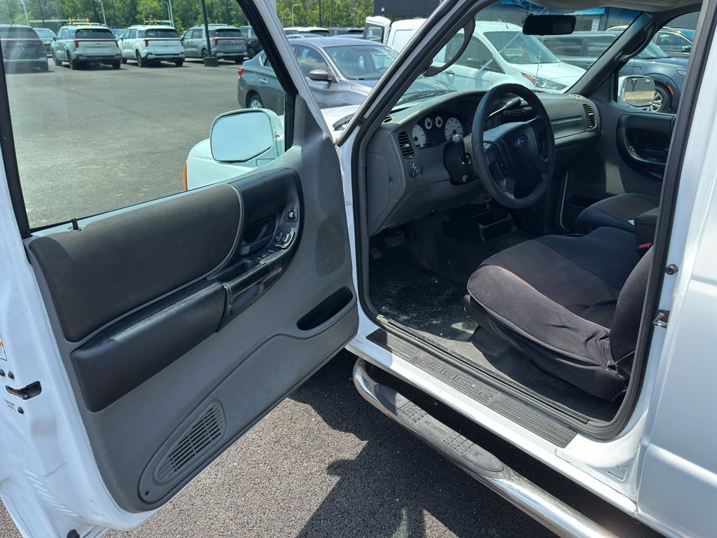 2004 Ford Ranger Base