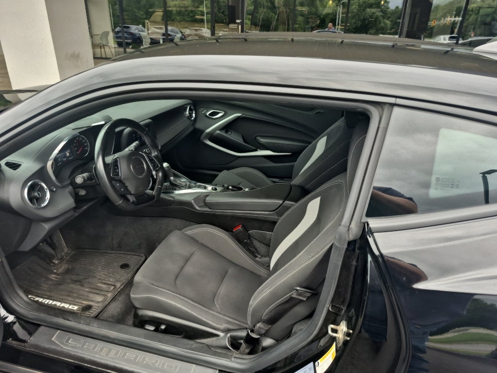 2023 Chevrolet Camaro 1LS