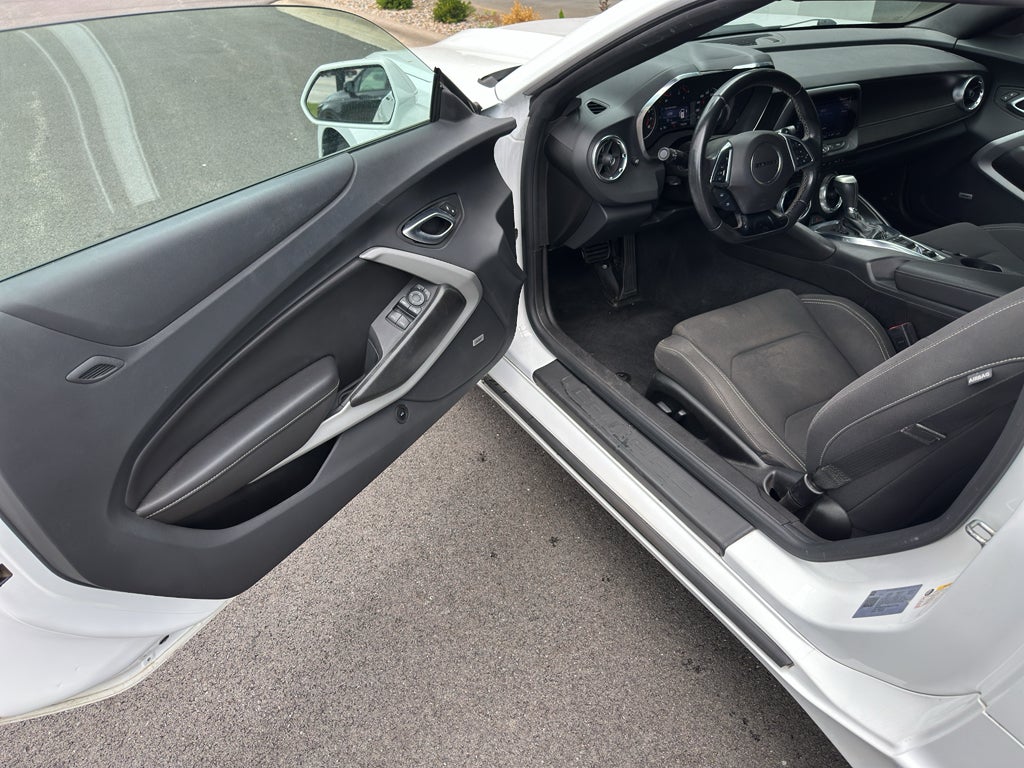 2022 Chevrolet Camaro 1LT