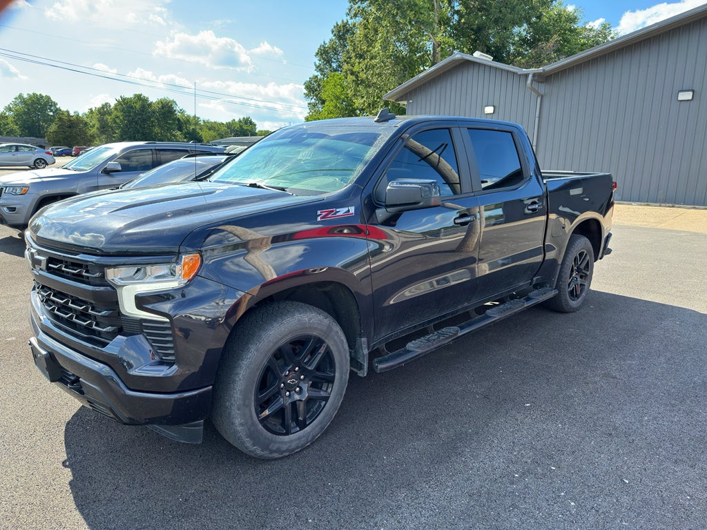 2022 Chevrolet Silverado RST