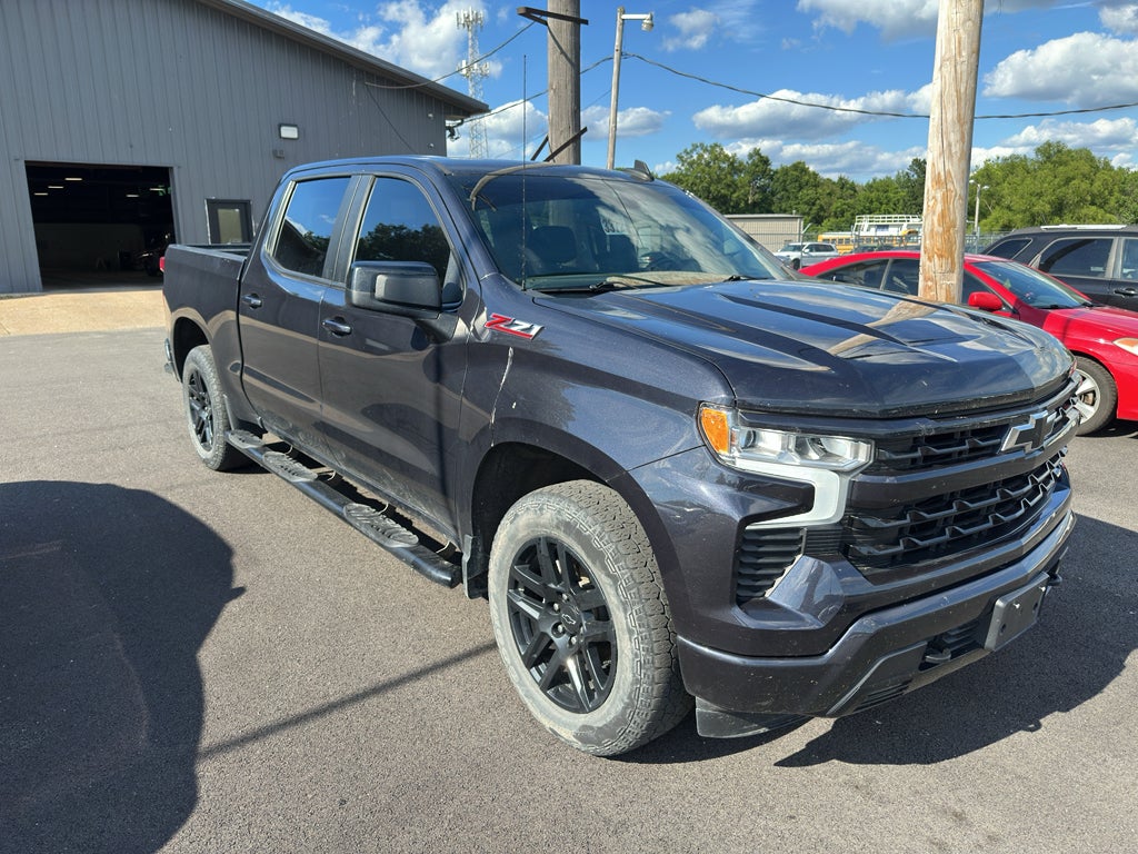 2022 Chevrolet Silverado RST