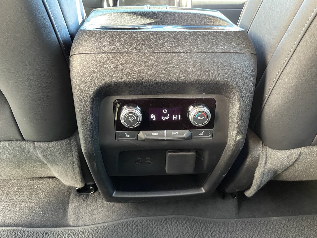 2024 GMC Acadia FWD Denali