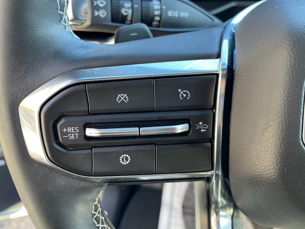 2024 GMC Acadia FWD Denali