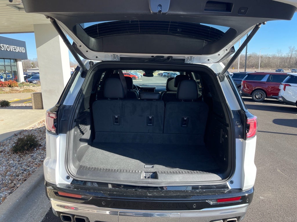 2024 GMC Acadia FWD Denali