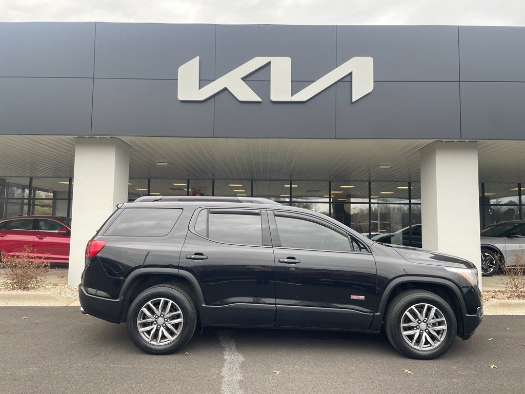 2017 GMC Acadia SLE