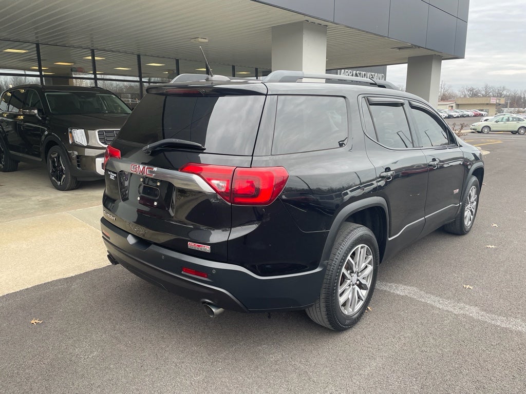 2017 GMC Acadia SLE