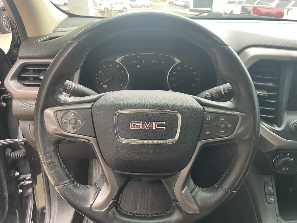 2017 GMC Acadia SLE