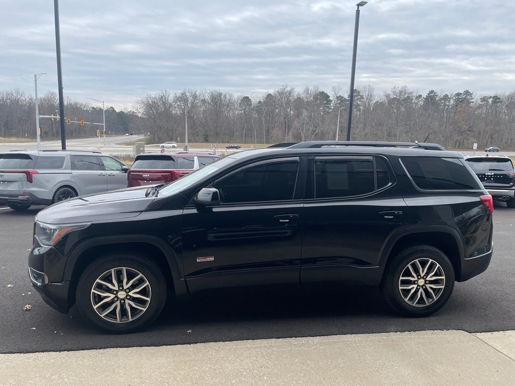 2017 GMC Acadia SLE