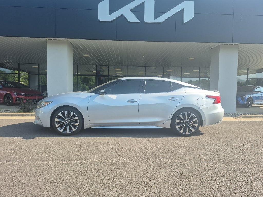 2016 Nissan Maxima 3.5 SR