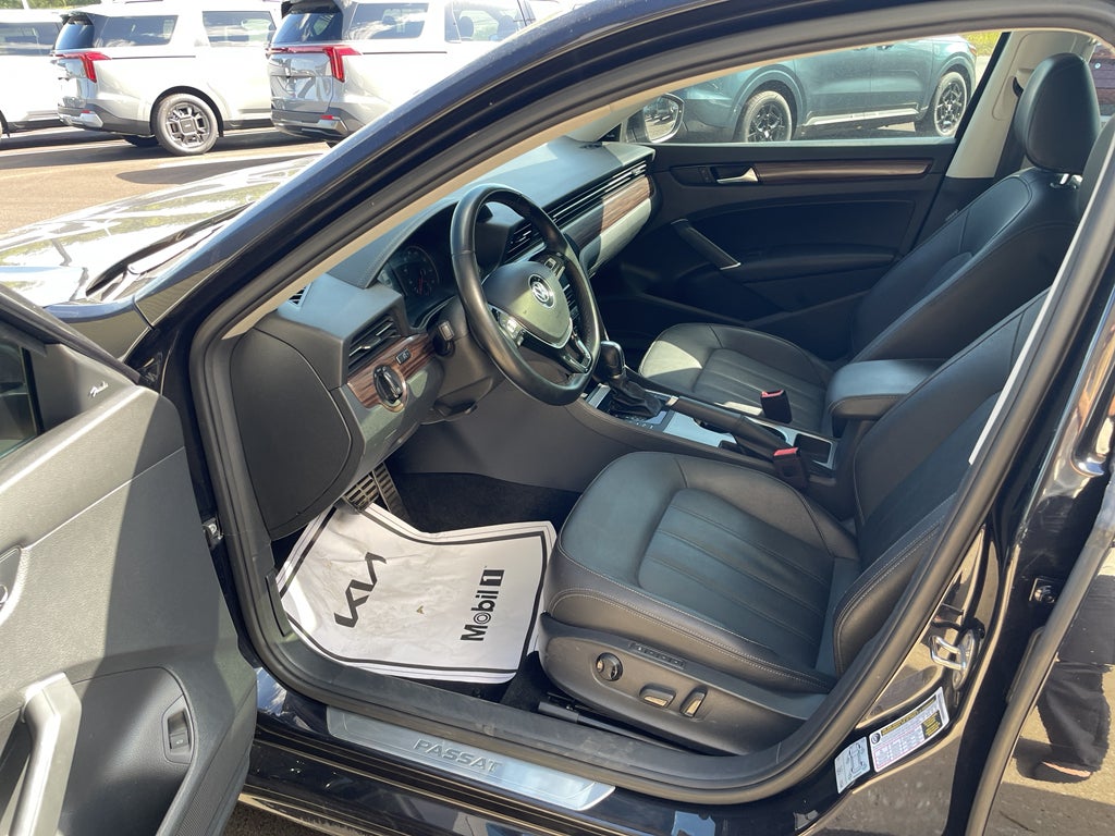 2020 Volkswagen Passat 2.0T SEL