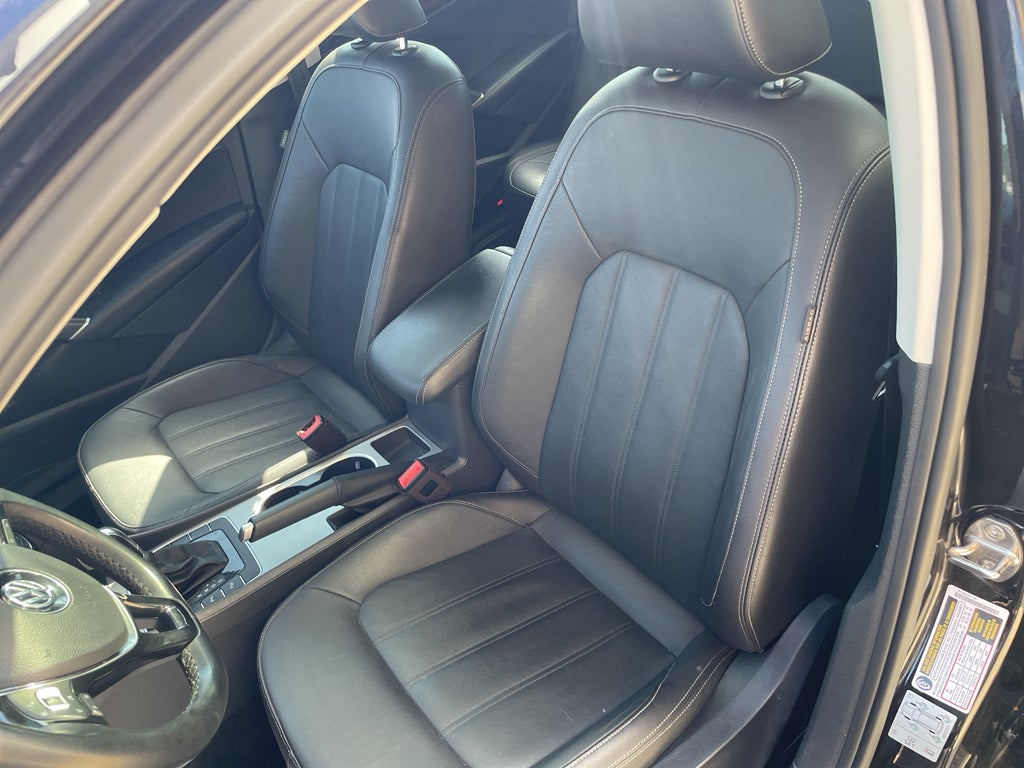 2020 Volkswagen Passat 2.0T SEL