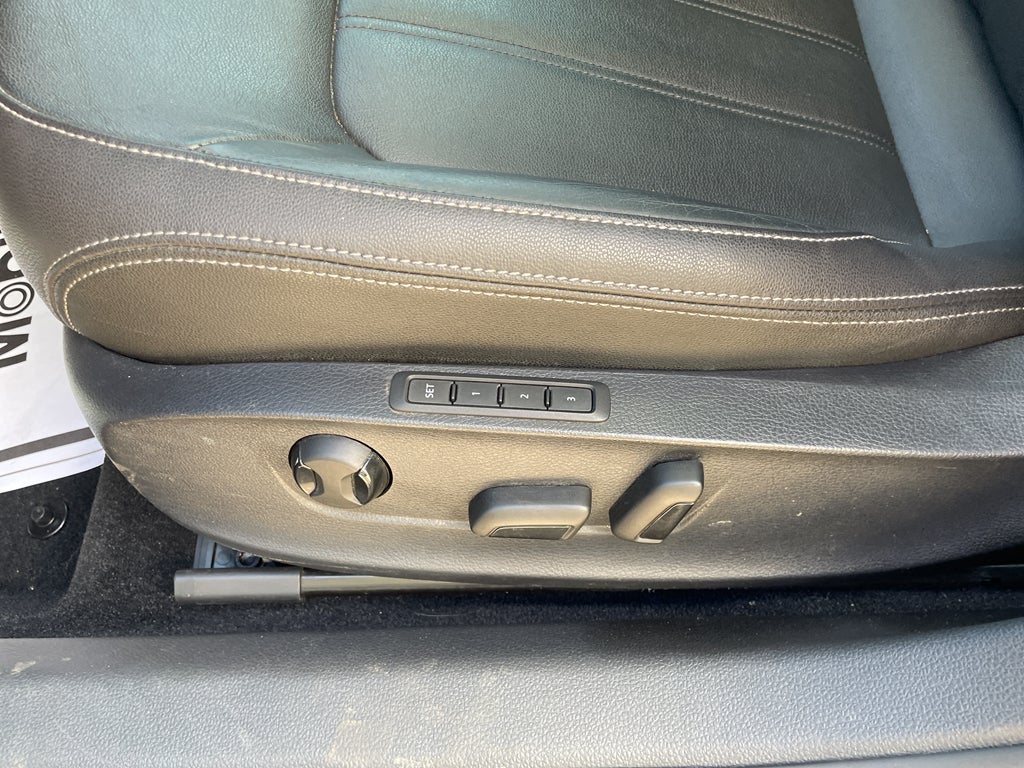 2020 Volkswagen Passat 2.0T SEL