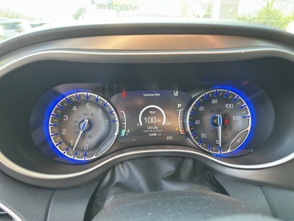 2023 Chrysler Pacifica Touring L