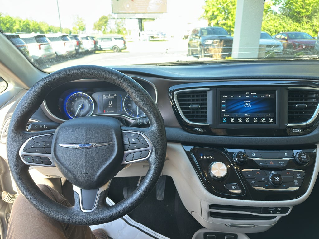 2020 Chrysler Voyager LXI