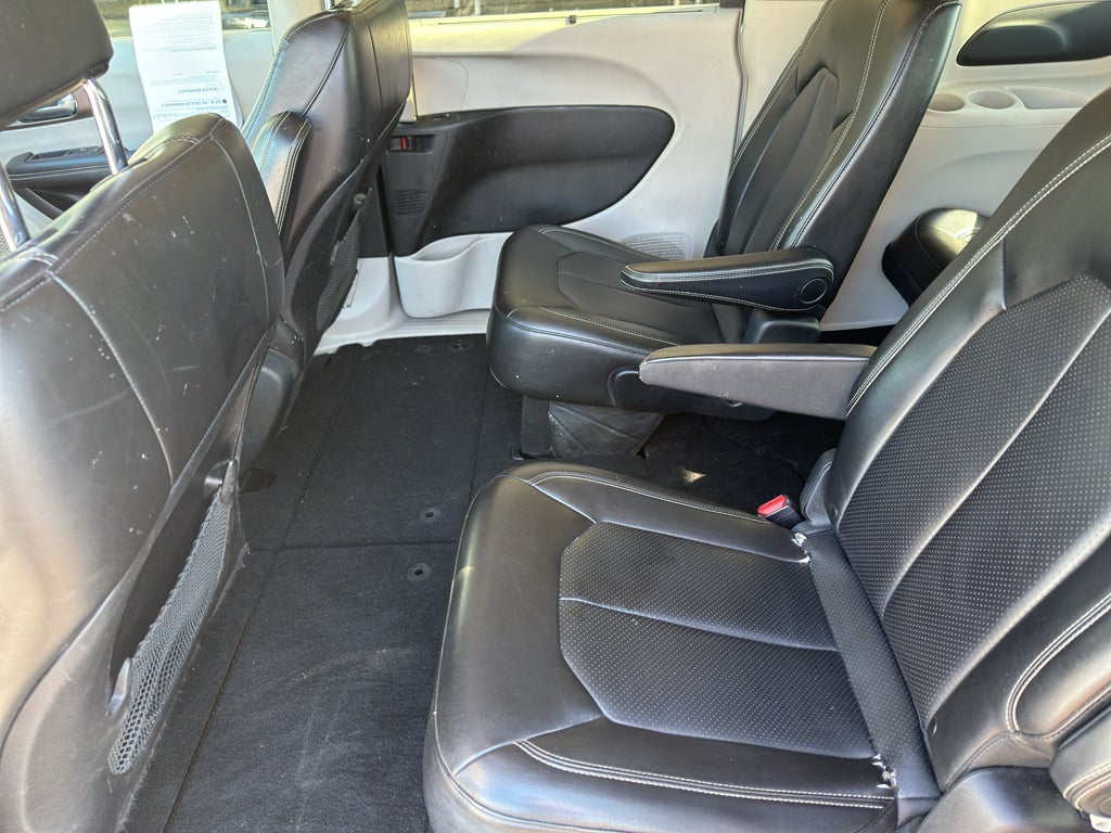 2020 Chrysler Voyager LXI