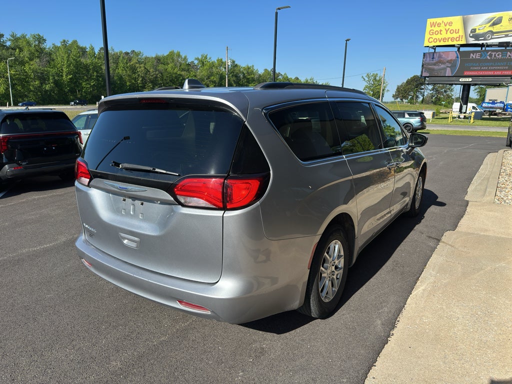 2020 Chrysler Voyager LXI