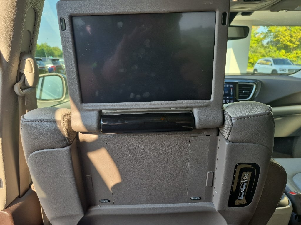 2018 Chrysler Pacifica Touring L Plus
