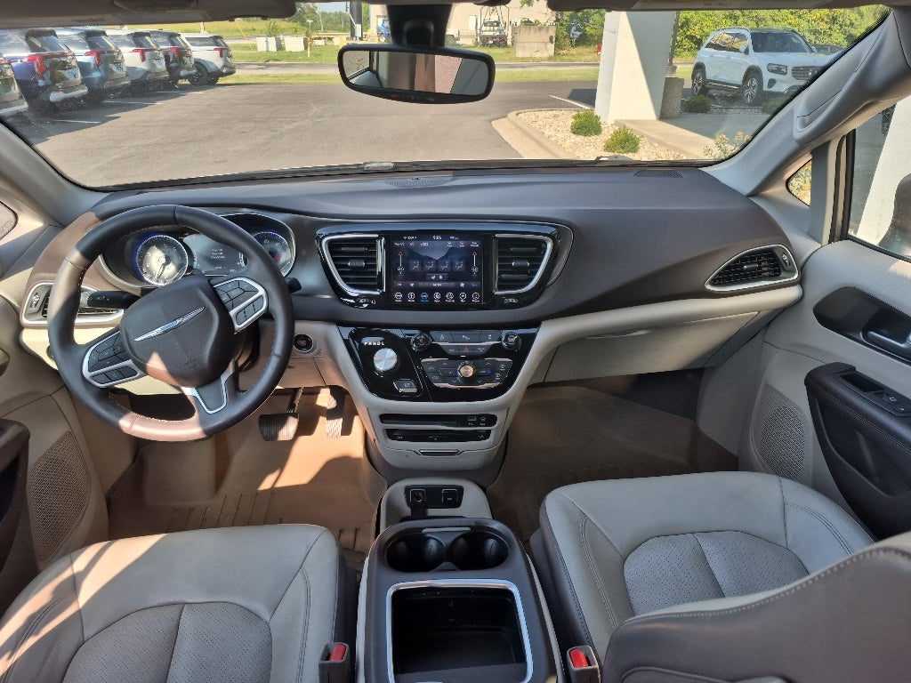2018 Chrysler Pacifica Touring L Plus