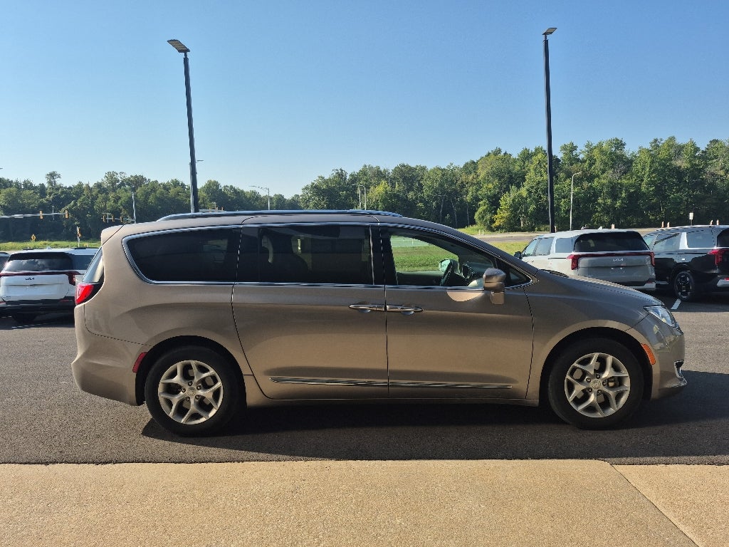 2018 Chrysler Pacifica Touring L Plus