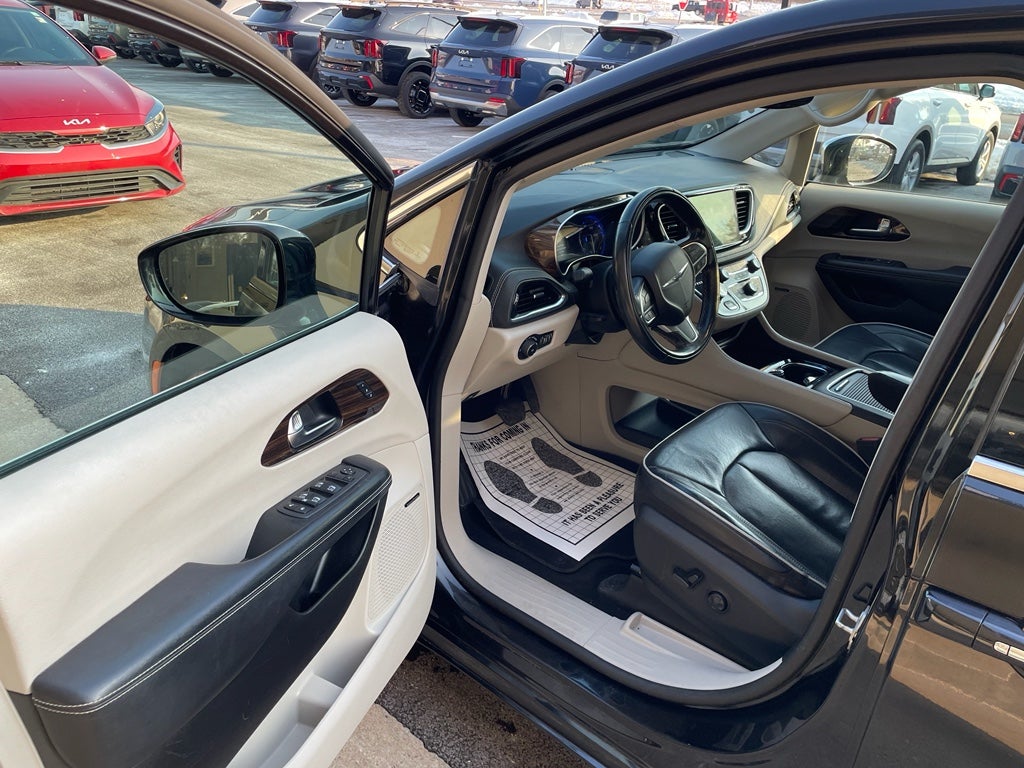 2022 Chrysler Pacifica Limited