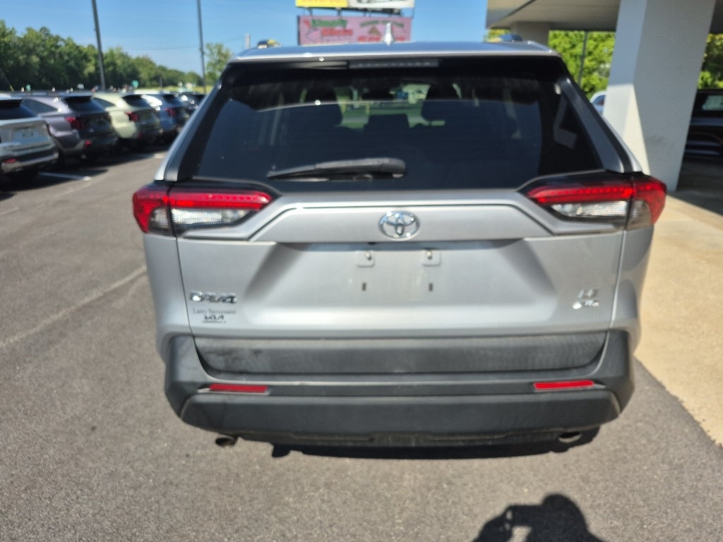 2019 Toyota RAV4 LE