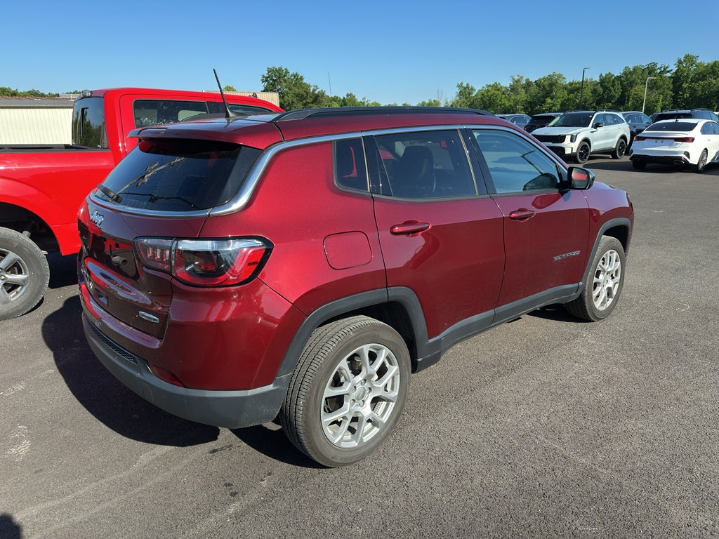 2022 Jeep Compass Latitude Lux