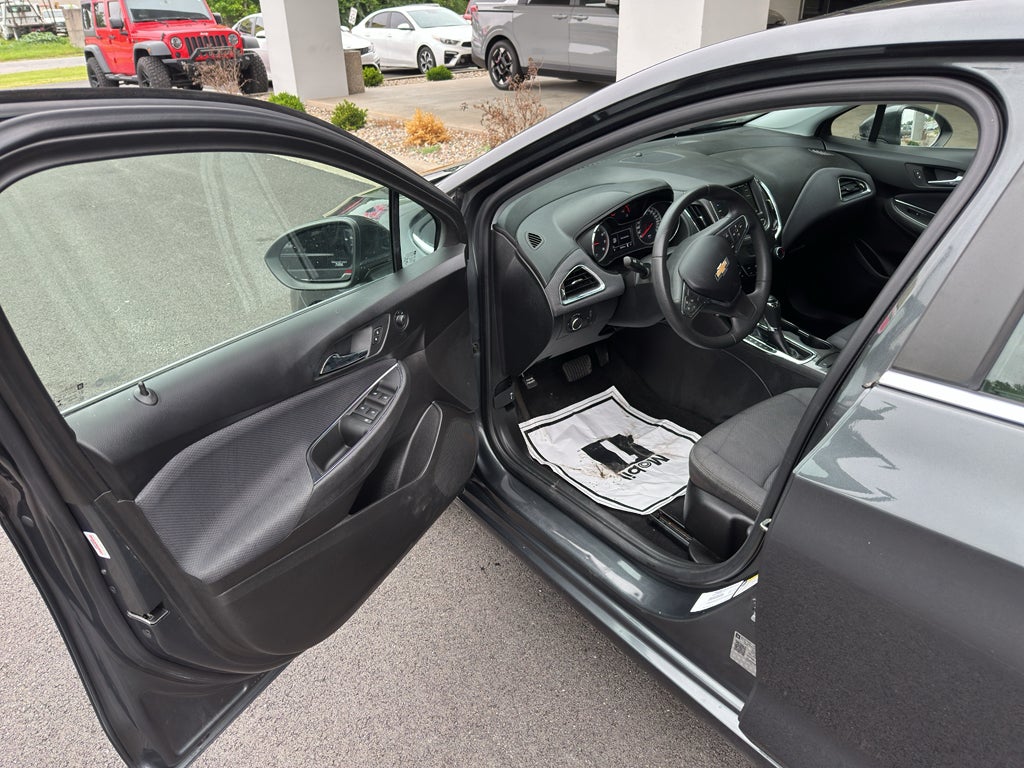 2019 Chevrolet Cruze LT