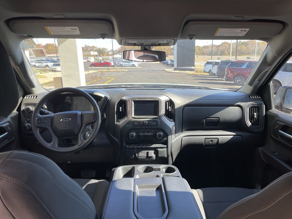 2022 Chevrolet Silverado Custom Trail Boss