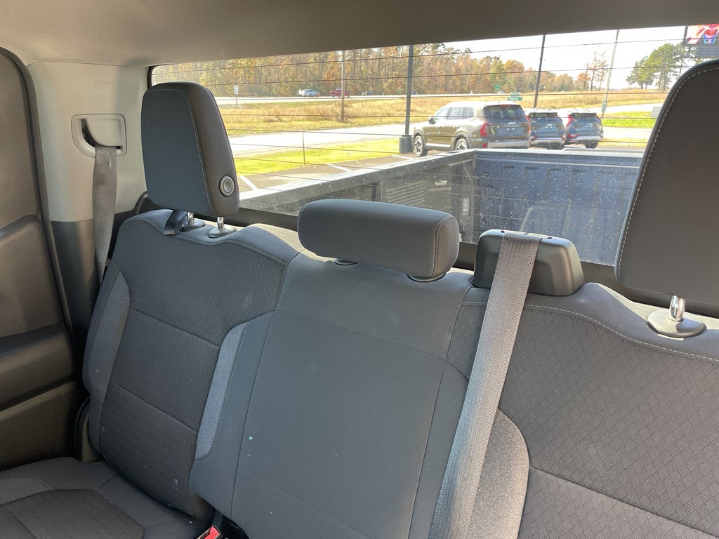 2022 Chevrolet Silverado Custom Trail Boss