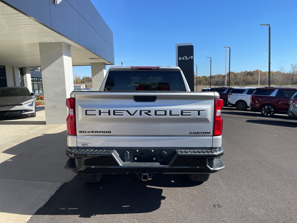 2022 Chevrolet Silverado Custom Trail Boss