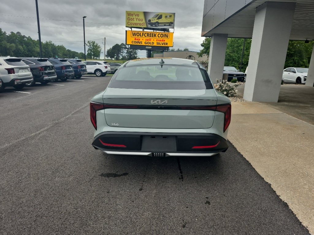 2026 Kia K4 LXS