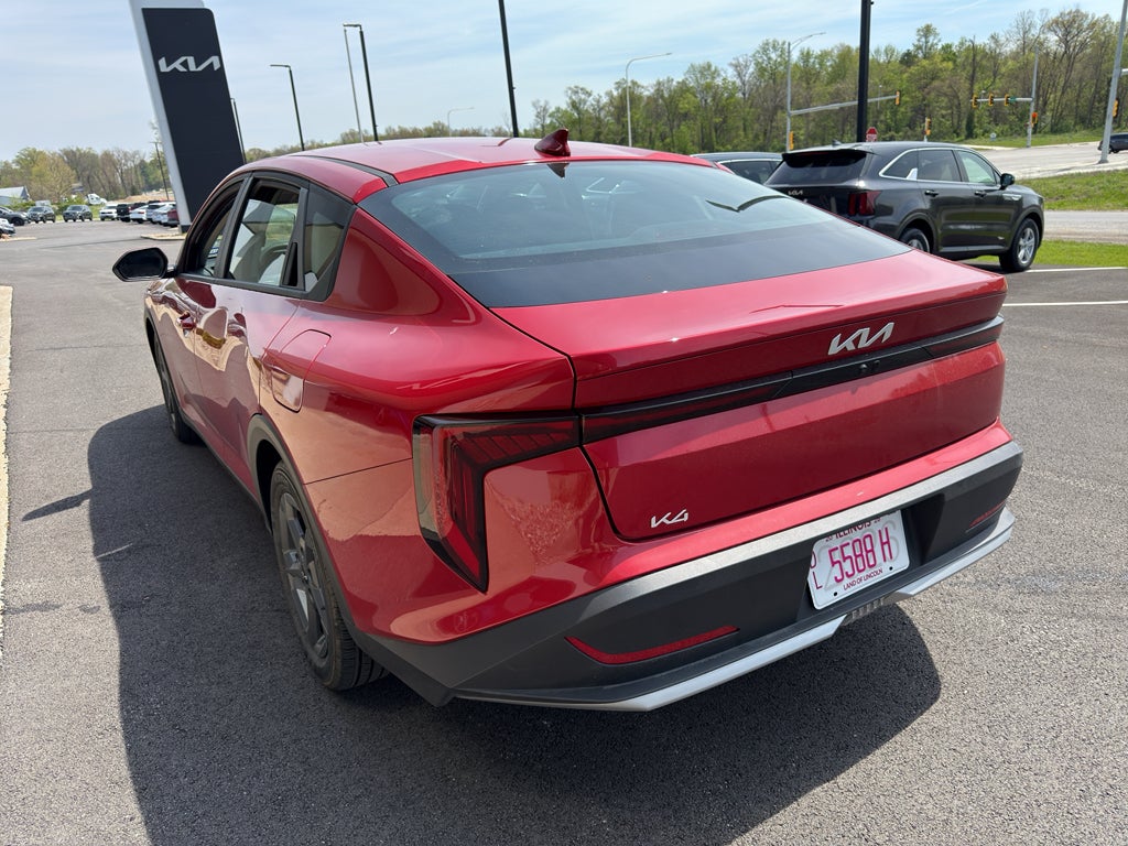 2026 Kia K4 LXS