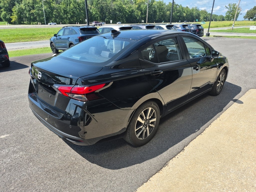 2025 Nissan Versa SV