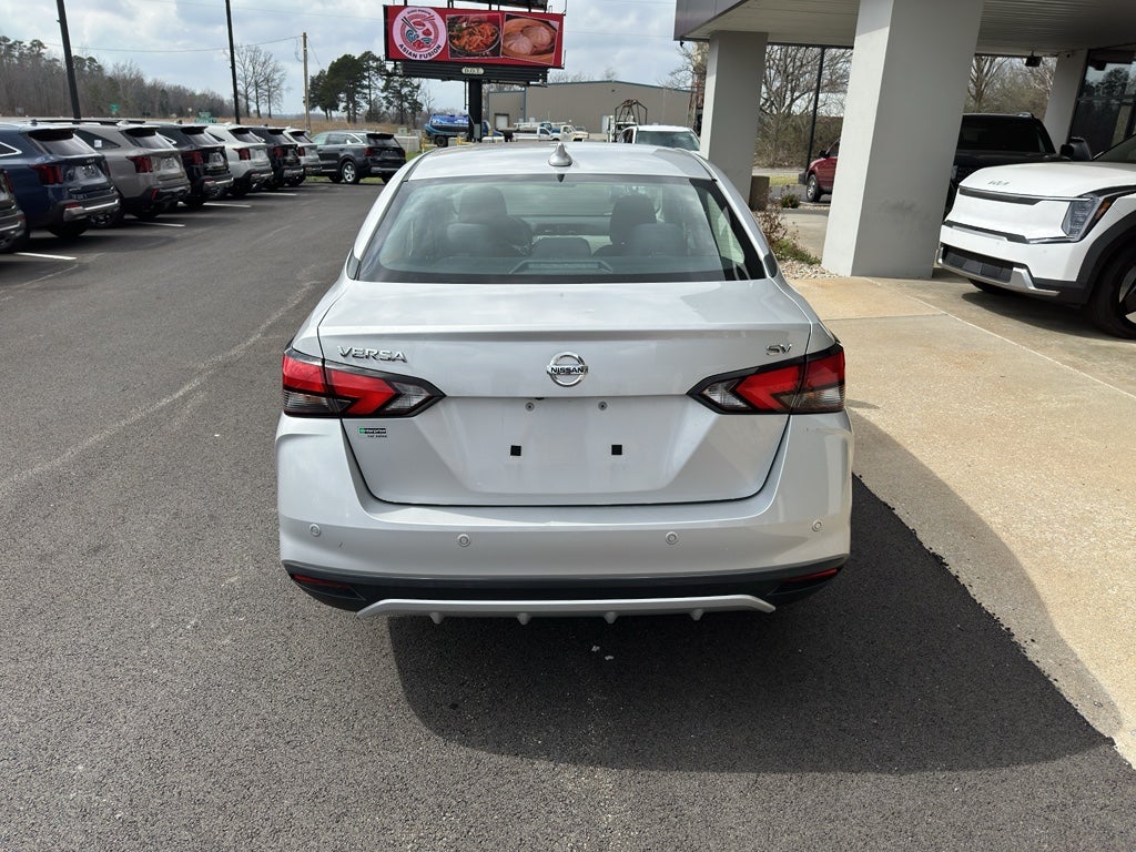 2021 Nissan Versa SV