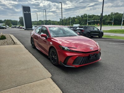 2026 Toyota Camry Hybrid SE
