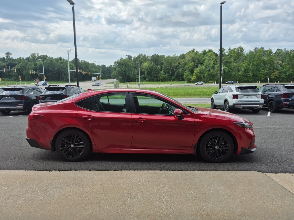 2026 Toyota Camry Hybrid SE