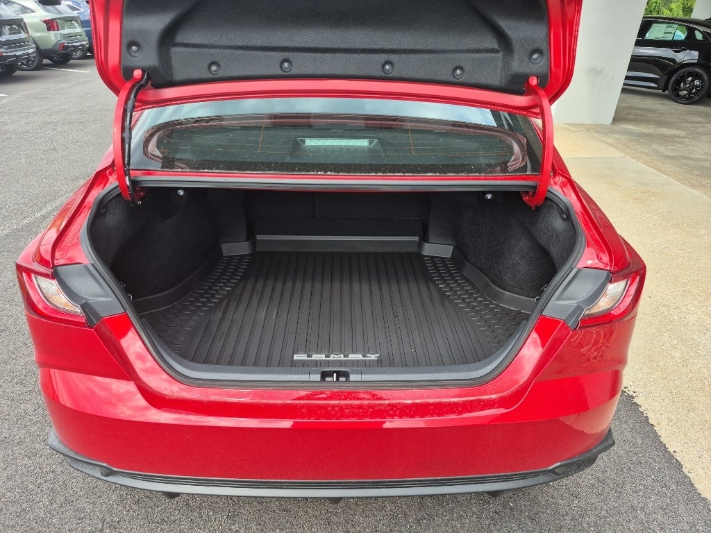 2026 Toyota Camry Hybrid SE