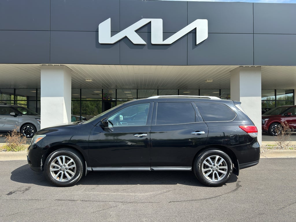 2013 Nissan Pathfinder SV