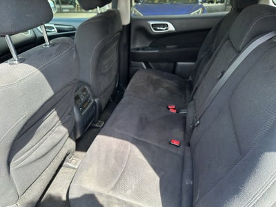 2013 Nissan Pathfinder SV