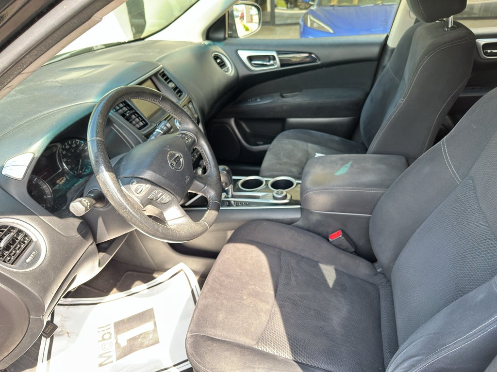 2013 Nissan Pathfinder SV