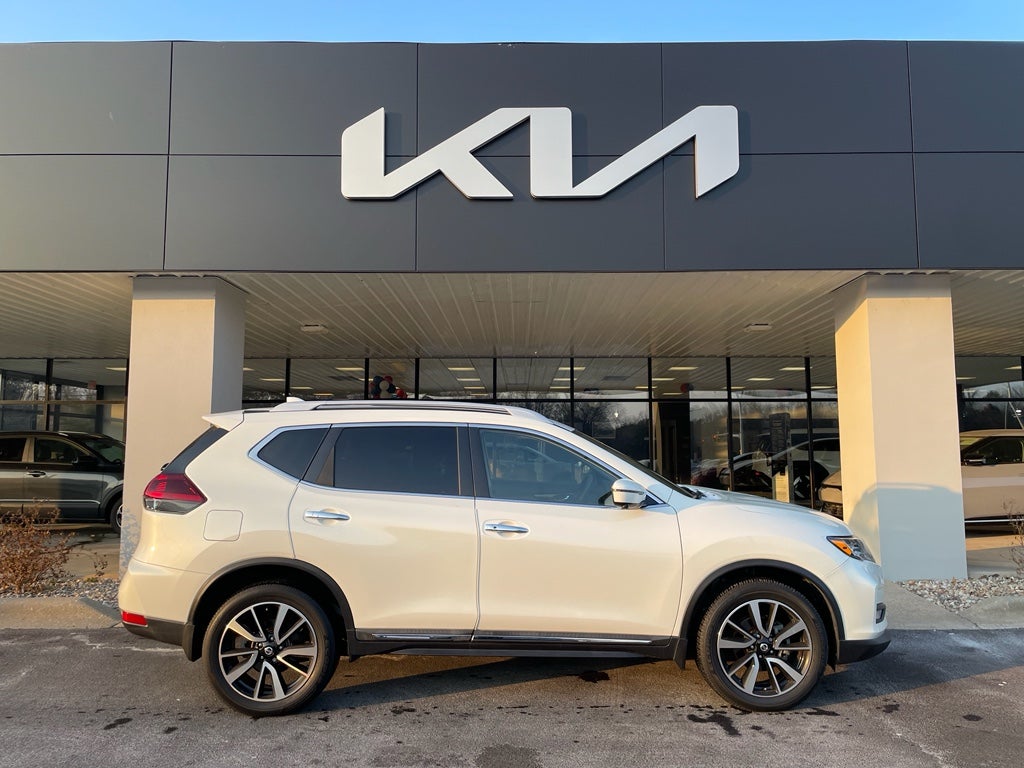 2020 Nissan Rogue SL