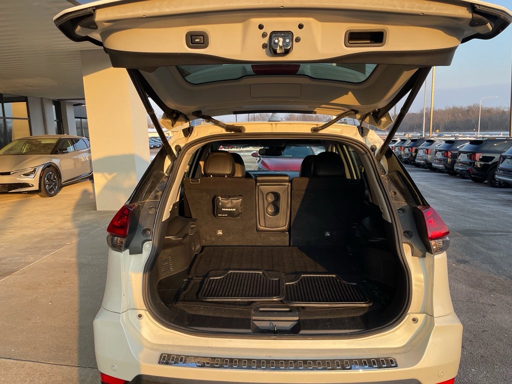 2020 Nissan Rogue SL