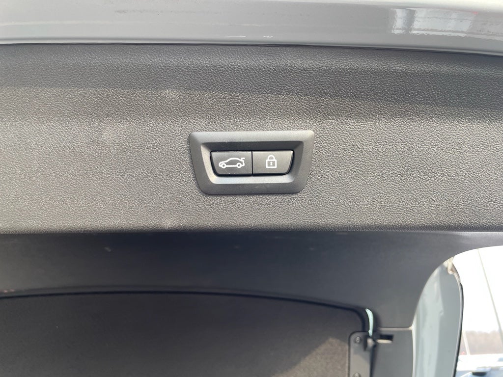 2023 BMW X4 xDrive30i