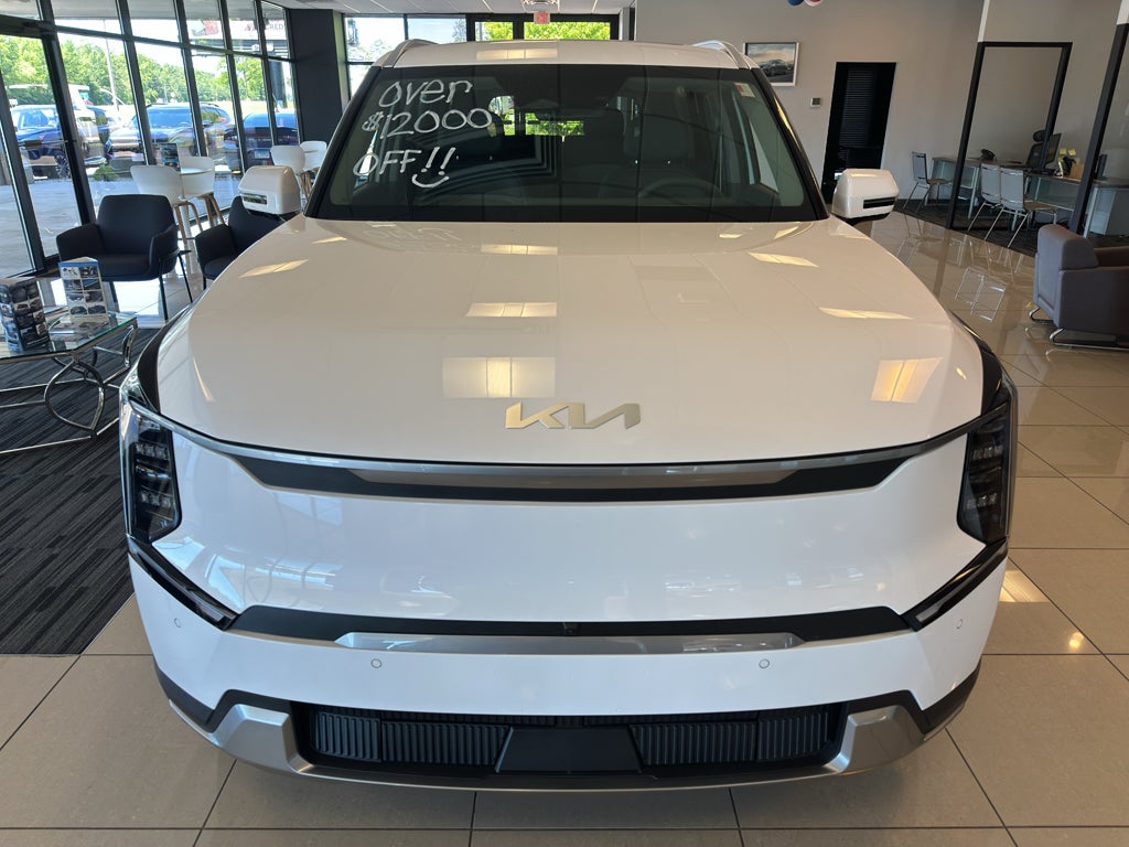 2026 Kia EV9 Wind