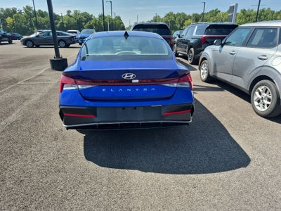 2025 Hyundai Elantra SEL Convenience