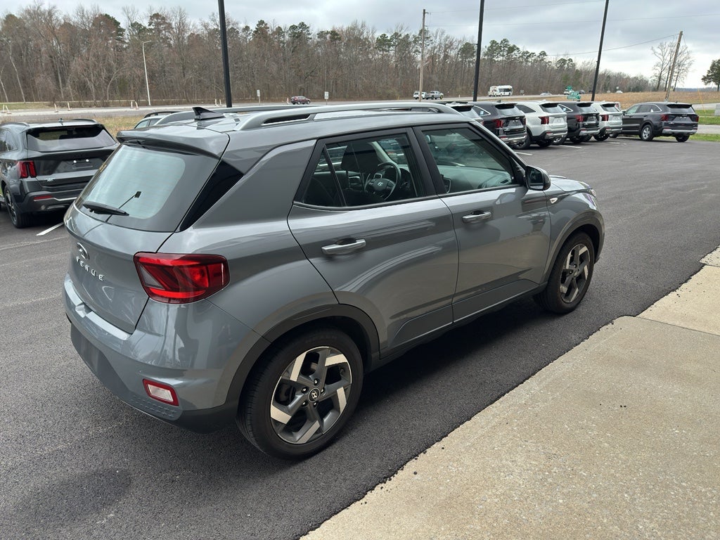 2022 Hyundai Venue SEL