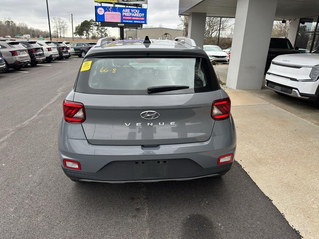 2022 Hyundai Venue SEL