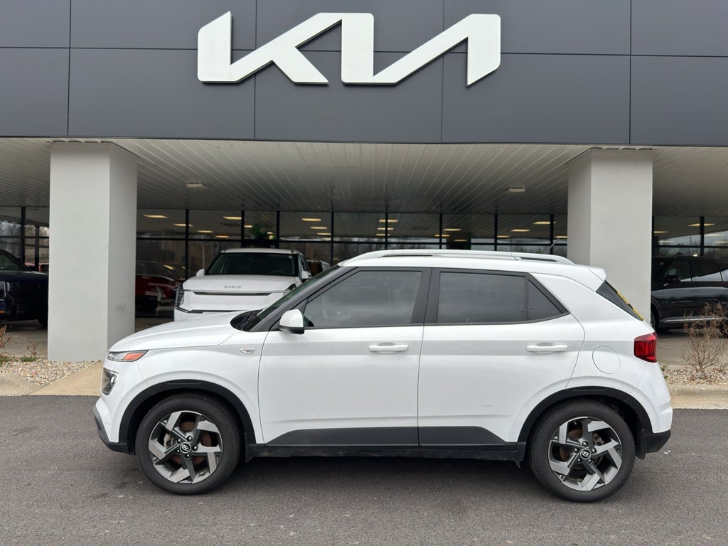 2023 Hyundai Venue SEL