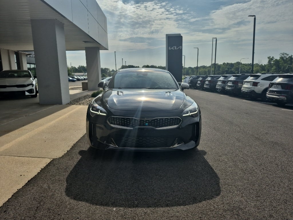 2023 Kia Stinger GT2