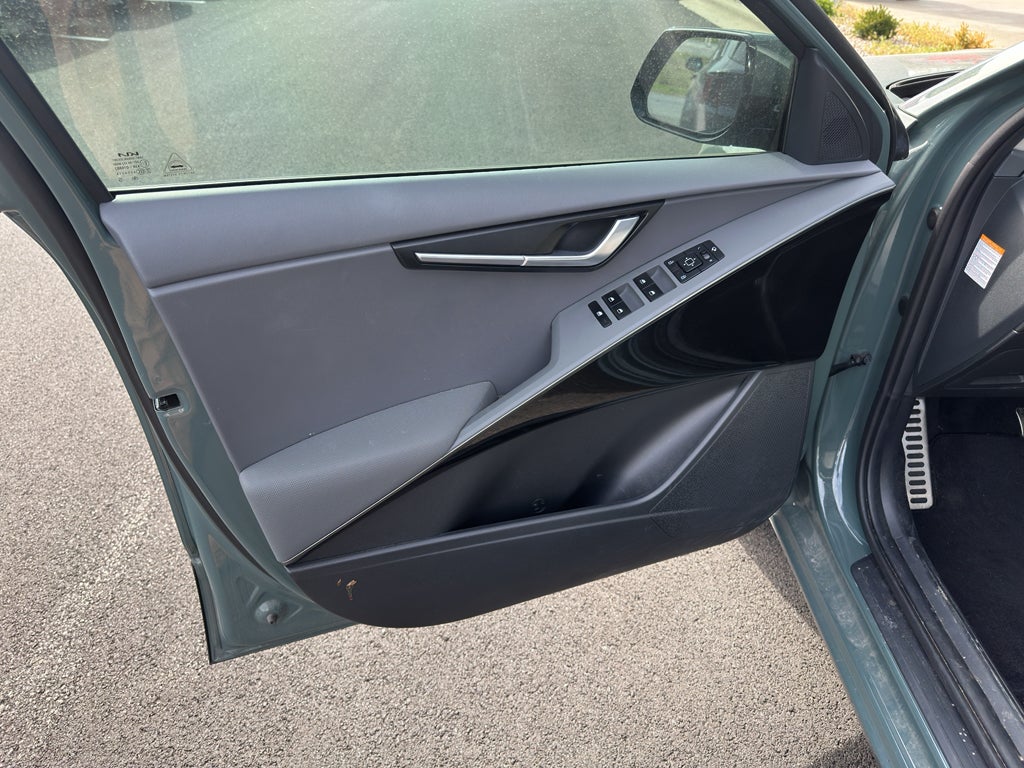 2023 Kia Niro EX Touring